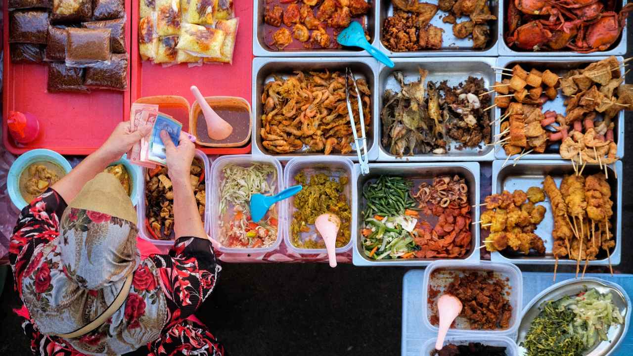 Bisnis Warteg Franchise 10 Rekomendasi di bawah 100 juta support penuh