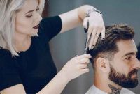 Bisnis Pangkas Rambut Pria analisis BEP dan proyeksi laba per bulan