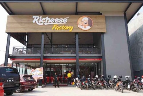 Franchise Richeese Factory syarat kemitraan & rincian modal terbaru